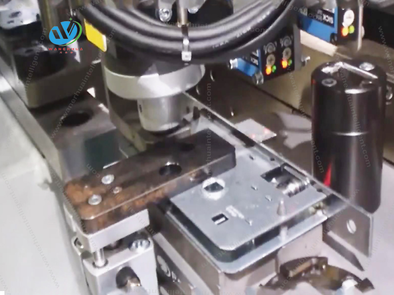 Automatic Padlock Hardware Parts Assembly Machine